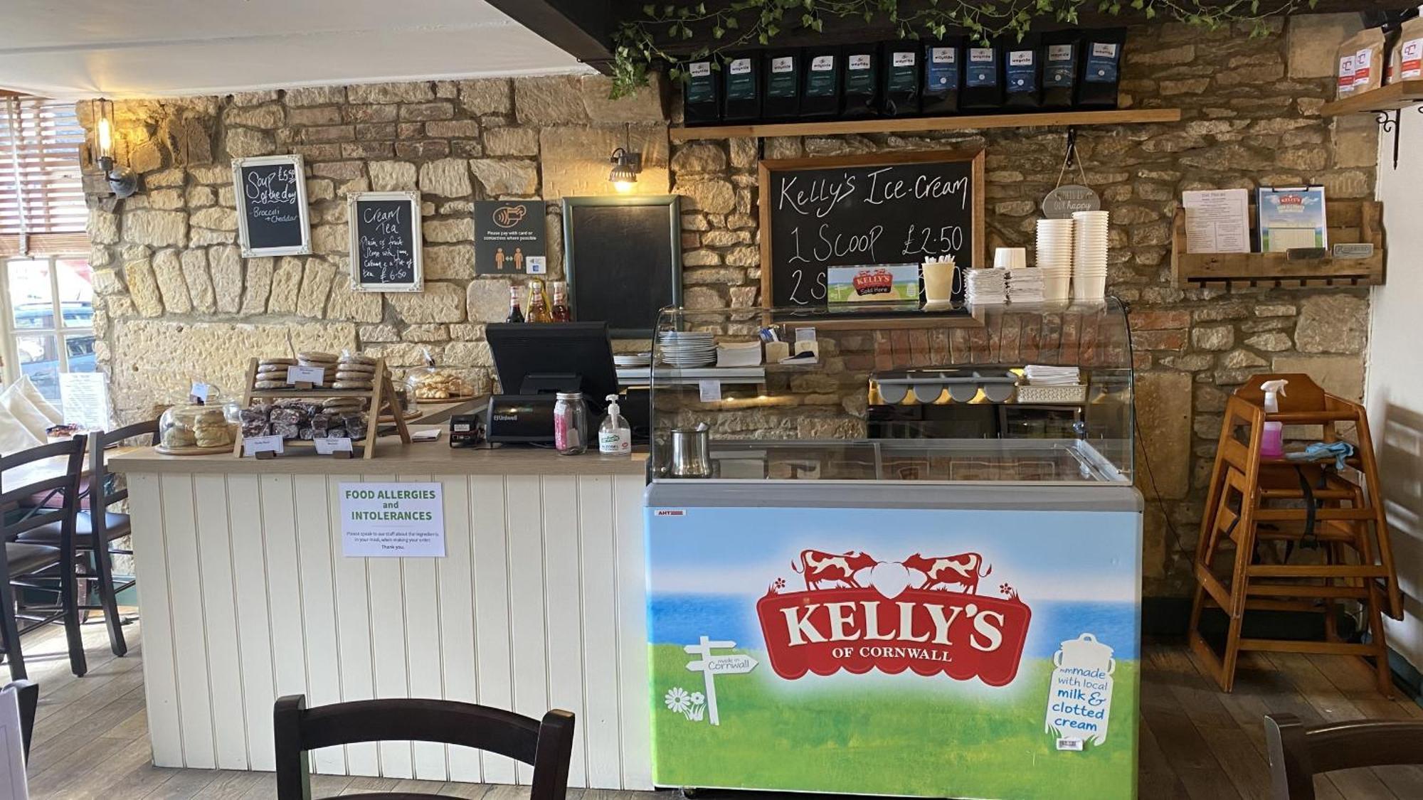 Priory Tearooms Burford With Rooms Екстериор снимка