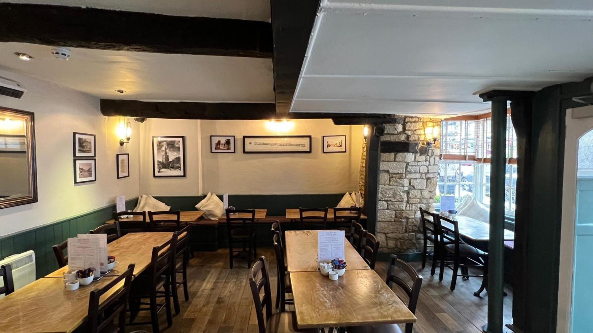 Priory Tearooms Burford With Rooms Екстериор снимка