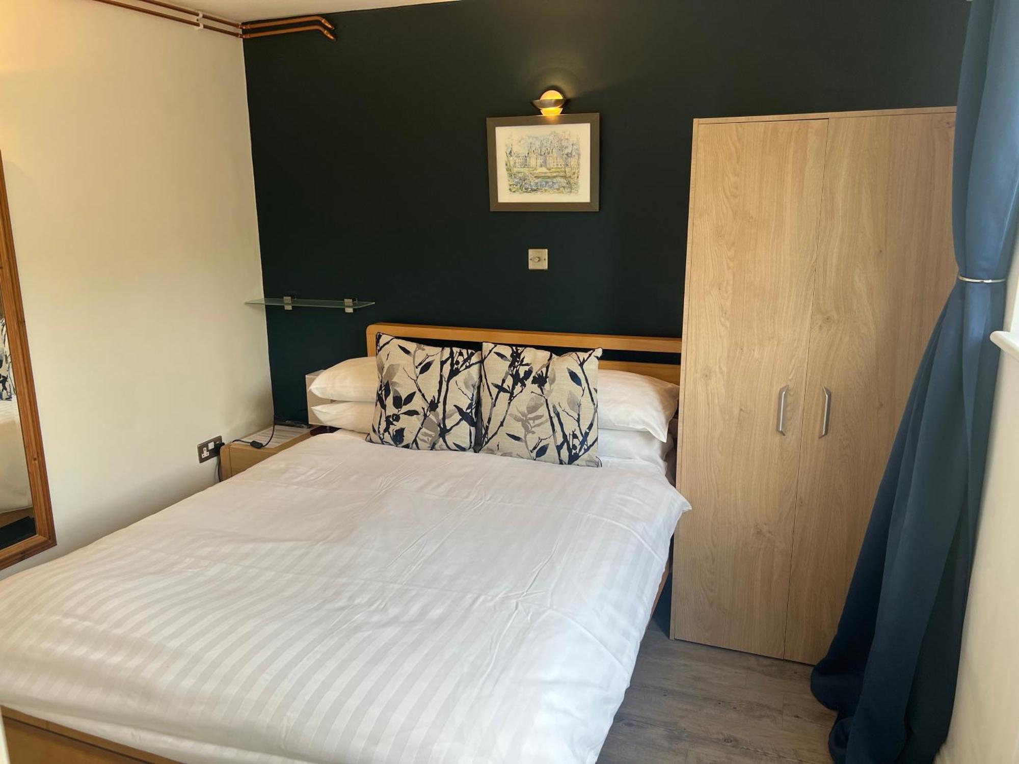 Priory Tearooms Burford With Rooms Екстериор снимка