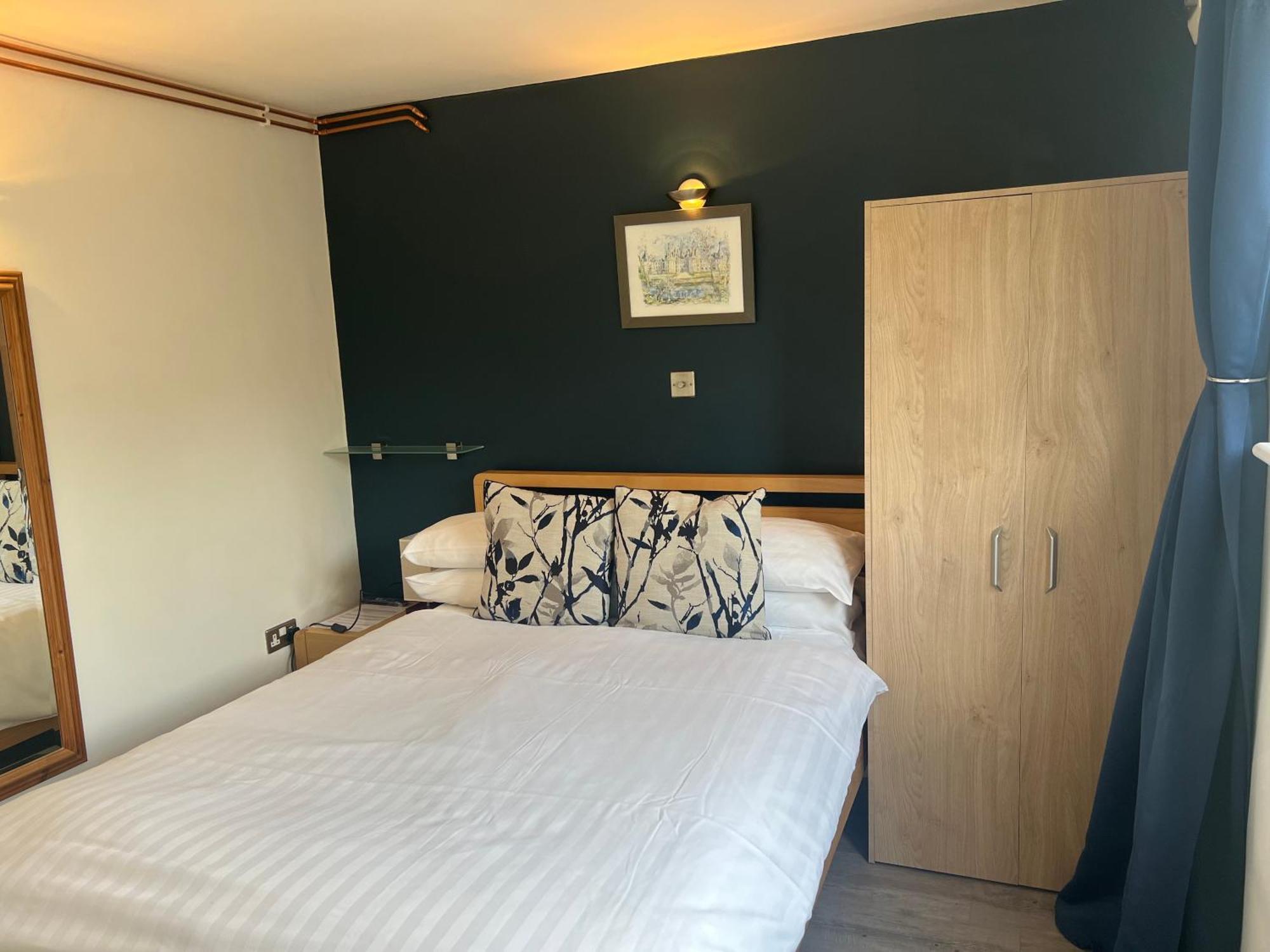 Priory Tearooms Burford With Rooms Екстериор снимка