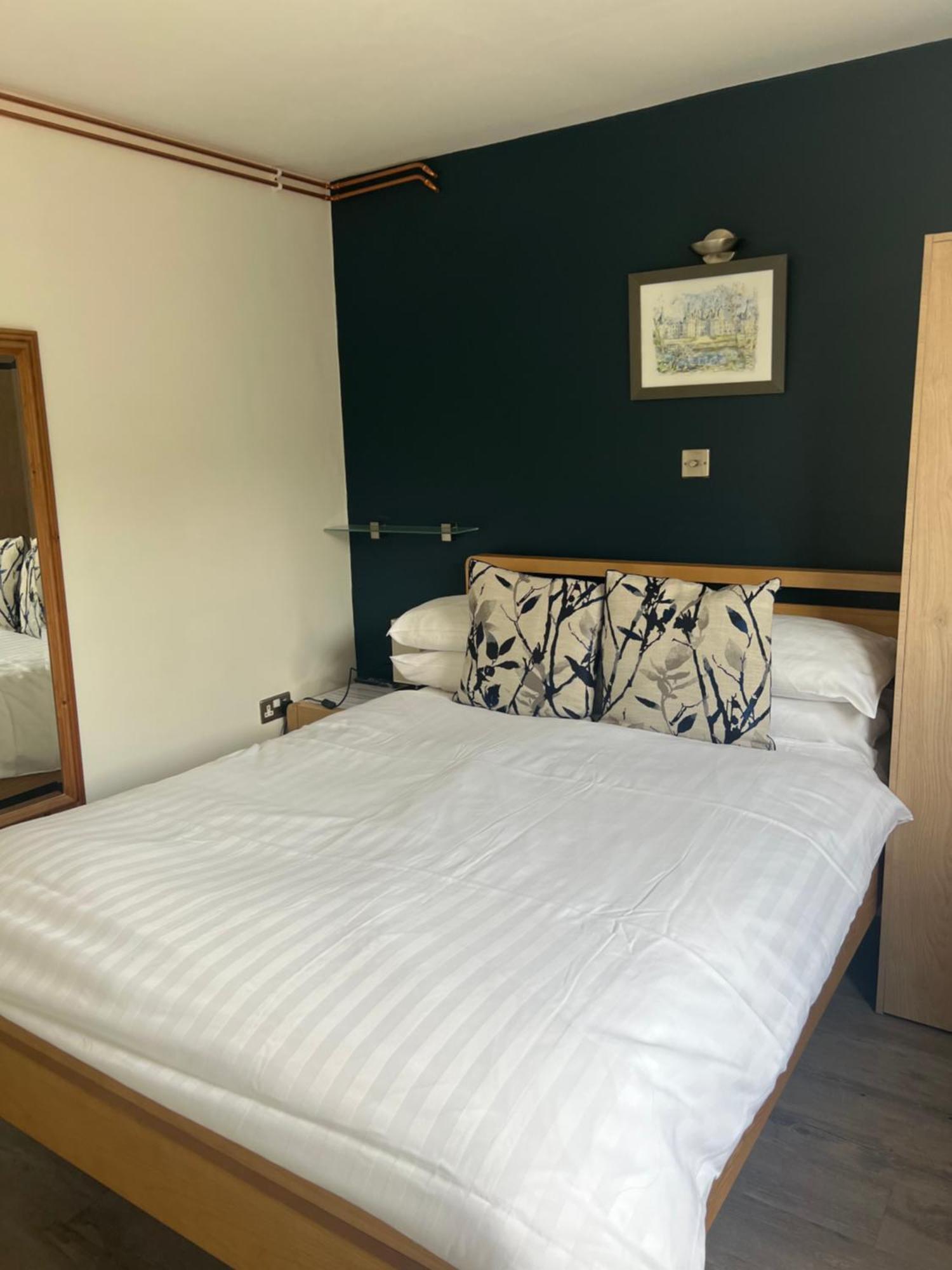 Priory Tearooms Burford With Rooms Екстериор снимка