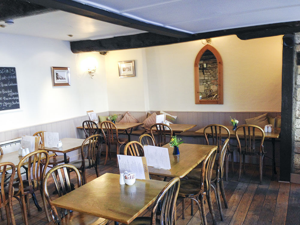 Priory Tearooms Burford With Rooms Екстериор снимка