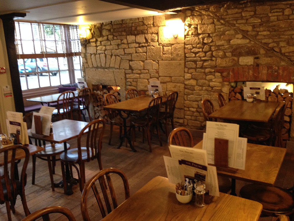 Priory Tearooms Burford With Rooms Екстериор снимка