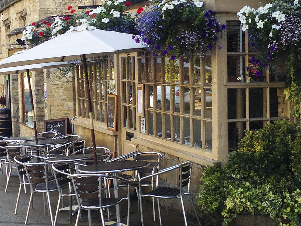 Priory Tearooms Burford With Rooms Екстериор снимка